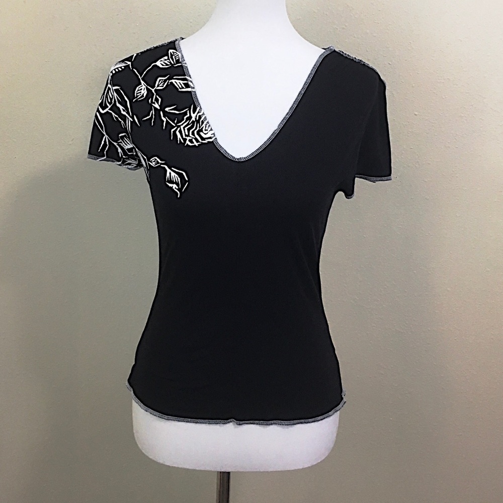 Blouse - Floral Sleeve
